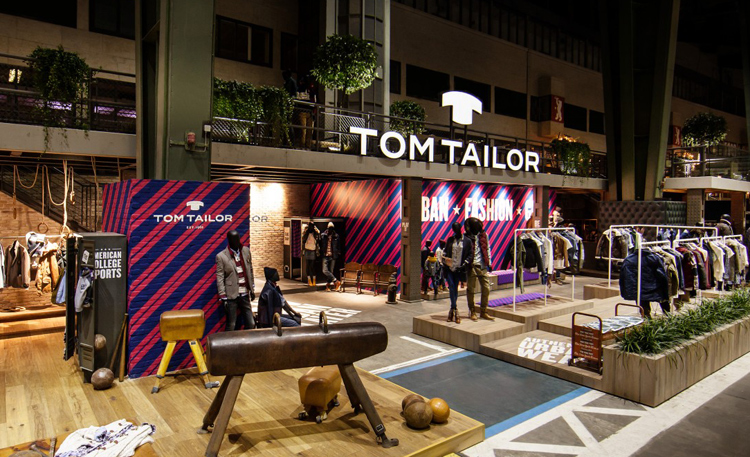 德國TOM TAILOR時尚服飾品牌形象設(shè)計標志設(shè)計——店面環(huán)境設(shè)計2 德國TOM TAILOR時尚服飾品牌形象設(shè)計標志設(shè)計——店面環(huán)境設(shè)計2