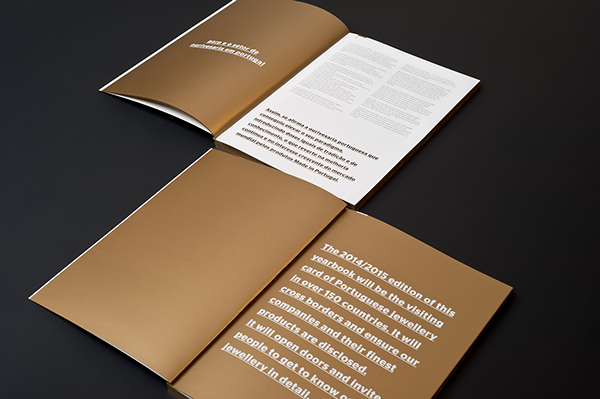 aorp 珠寶公司燙金年鑒樣本畫(huà)冊(cè)設(shè)計(jì)-尚略上海畫(huà)冊(cè)設(shè)計(jì)公司設(shè)計(jì)佳作4 aorp 珠寶公司燙金年鑒樣本畫(huà)冊(cè)設(shè)計(jì)-尚略上海畫(huà)冊(cè)設(shè)計(jì)公司設(shè)計(jì)佳作4