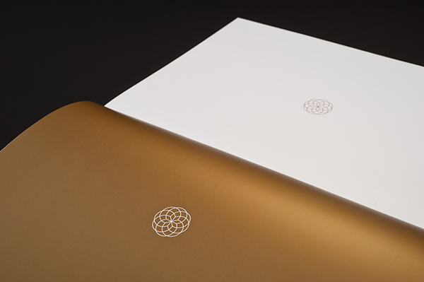 aorp 珠寶公司燙金年鑒樣本畫(huà)冊(cè)設(shè)計(jì)-尚略上海畫(huà)冊(cè)設(shè)計(jì)公司設(shè)計(jì)佳作6 aorp 珠寶公司燙金年鑒樣本畫(huà)冊(cè)設(shè)計(jì)-尚略上海畫(huà)冊(cè)設(shè)計(jì)公司設(shè)計(jì)佳作6