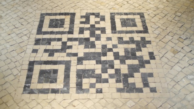 鵝卵石二維碼營銷——有創(chuàng)意的葡萄牙旅游互動營銷——尚略廣告 上海知名品牌策劃與廣告設計公司 鵝卵石二維碼營銷——有創(chuàng)意的葡萄牙旅游互動營銷——尚略廣告 上海知名品牌策劃與廣告設計公司