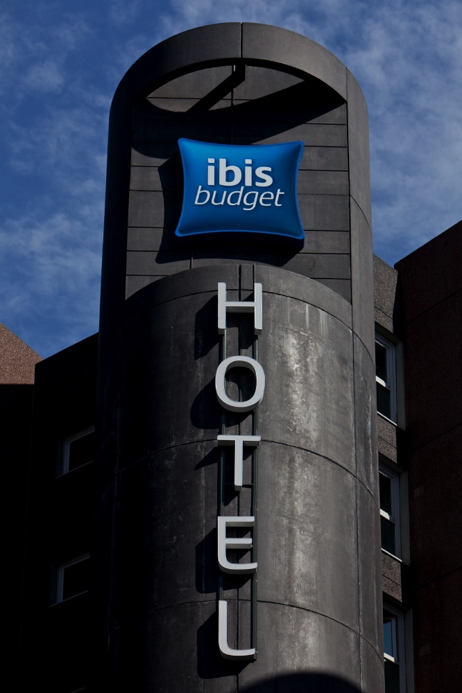 宜必思酒店標(biāo)志設(shè)計(jì),品牌形象設(shè)計(jì),廣告設(shè)計(jì)13 宜必思酒店標(biāo)志設(shè)計(jì),品牌形象設(shè)計(jì),廣告設(shè)計(jì)13