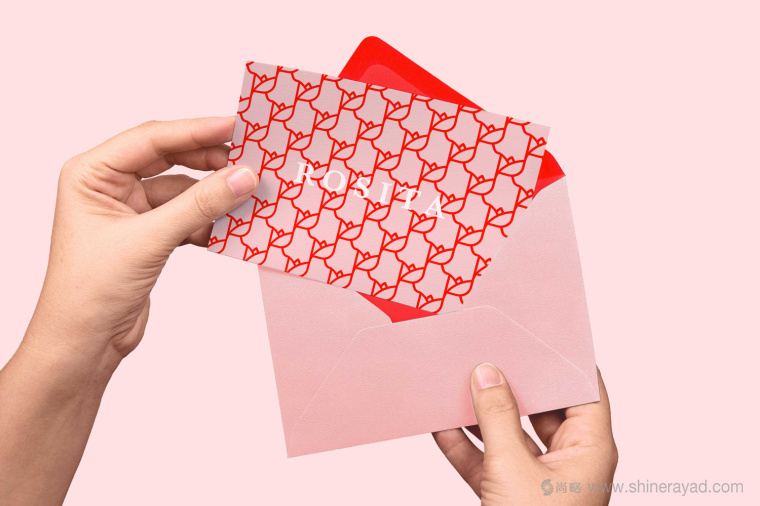 rostia玫瑰護(hù)膚水化妝品品牌形象全案設(shè)計(jì)-VI設(shè)計(jì)-上海品牌策劃設(shè)計(jì)公司7 rostia玫瑰護(hù)膚水化妝品品牌形象全案設(shè)計(jì)-VI設(shè)計(jì)-上海品牌策劃設(shè)計(jì)公司7