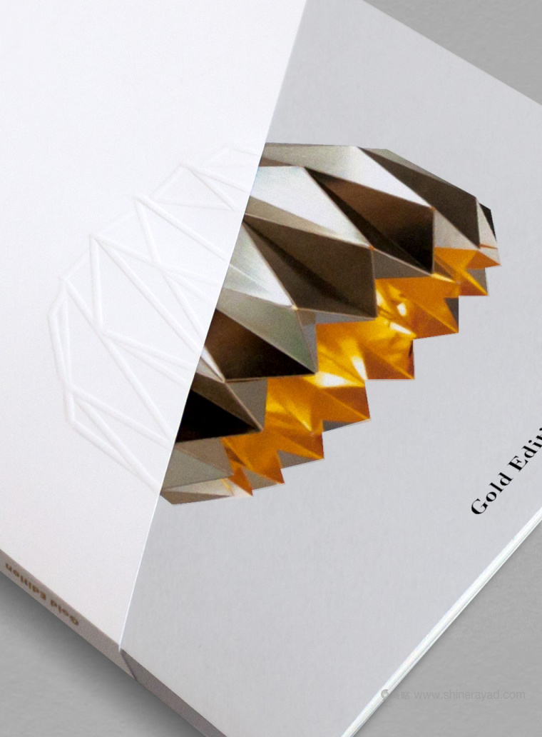 上海畫冊(cè)設(shè)計(jì)公司分享：MQ時(shí)尚設(shè)計(jì)雜志印金工藝畫冊(cè)設(shè)計(jì)欣賞2