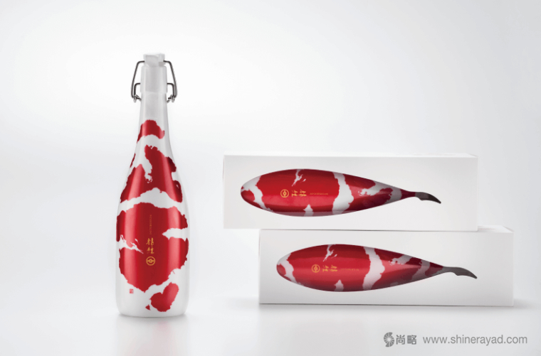 日本錦鯉清酒包裝設(shè)計(jì)和外盒包裝設(shè)計(jì)-上海包裝設(shè)計(jì)公司設(shè)計(jì)佳作鑒賞培訓(xùn)2