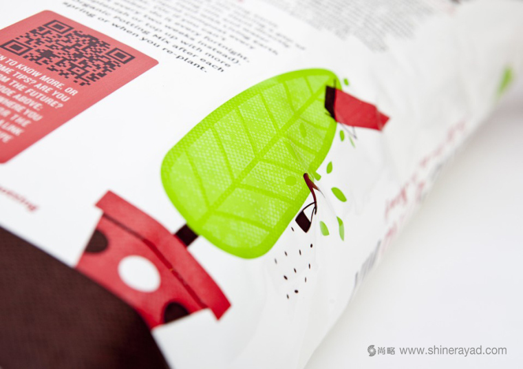 Living Earth 有機(jī)復(fù)合肥料化肥包裝設(shè)計(jì)-上海包裝設(shè)計(jì)公司設(shè)計(jì)佳作培訓(xùn)5