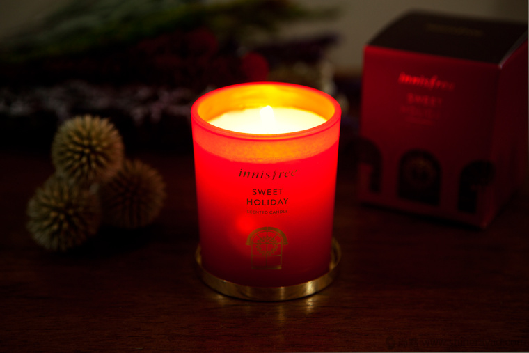 4上海包裝設(shè)計公司-韓國 Innisfree 女性化妝品護(hù)膚品品牌圣誕節(jié)日裝包裝設(shè)計