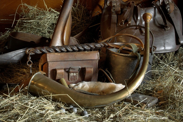 國(guó)外農(nóng)產(chǎn)品包裝設(shè)計(jì)欣賞Гора 狩獵山莊肉制食品包裝設(shè)計(jì)-上海包裝設(shè)計(jì)公司1