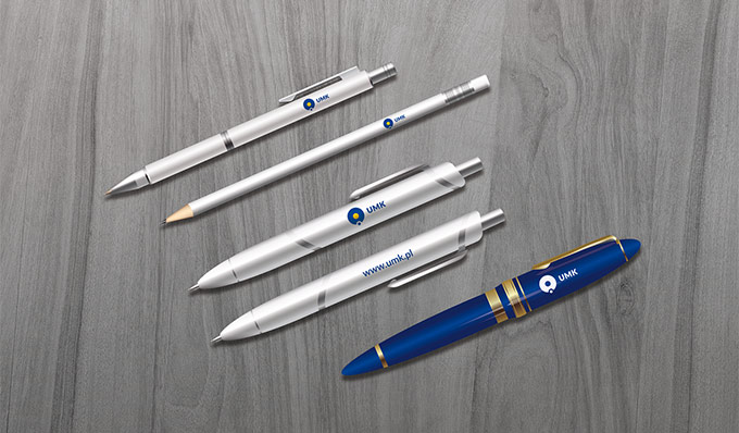 波蘭托倫哥白尼大學(xué)新LOGO設(shè)計(jì)VI設(shè)計(jì)12-辦公用品設(shè)計(jì) 波蘭托倫哥白尼大學(xué)新LOGO設(shè)計(jì)VI設(shè)計(jì)12-辦公用品設(shè)計(jì)