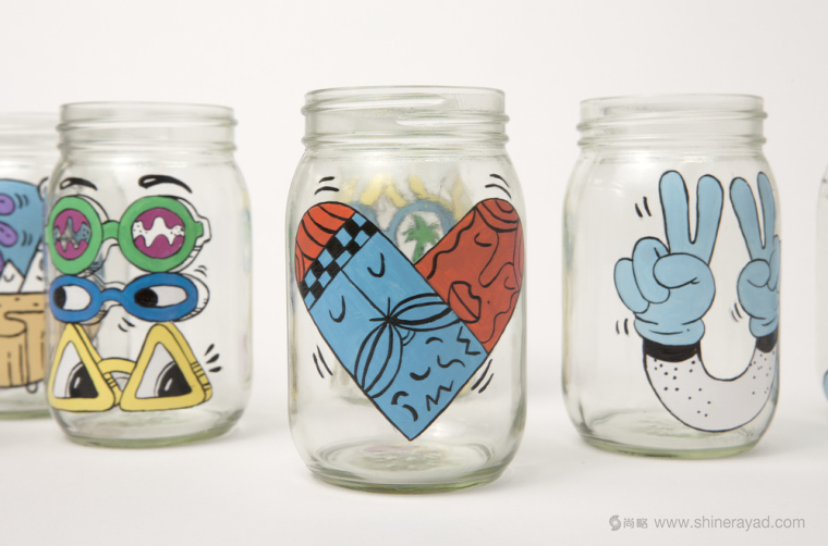 星巴克?冷咖啡茶葉手工玻璃杯插畫包裝設計-上海包裝設計公司設計分享1 星巴克?冷咖啡茶葉手工玻璃杯插畫包裝設計-上海包裝設計公司設計分享1