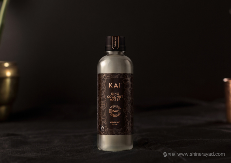 斯里蘭卡KAI 高端椰子水飲料禮盒包裝設(shè)計(jì)-上海包裝設(shè)計(jì)公司包裝欣賞6-黑色包裝