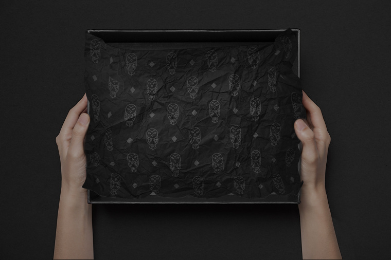 Strigo服飾品牌形象全案設(shè)計(jì)-標(biāo)志設(shè)計(jì)-服飾盒子鞋盒設(shè)計(jì)