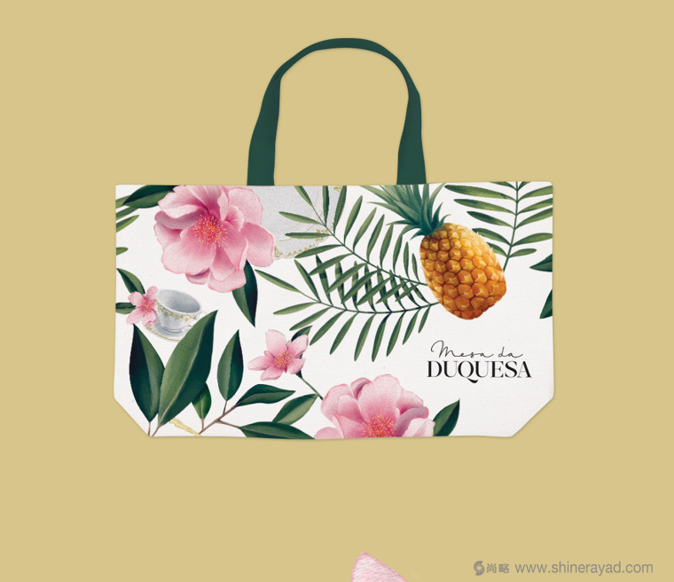 公爵夫人工作室花朵植物化品牌VI形象設(shè)計(jì)6-袋子設(shè)計(jì)