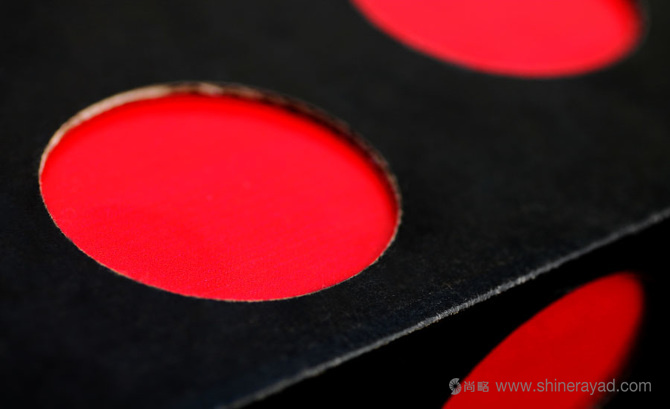 西班牙Lolea 氣泡酒包裝設(shè)計黑紅色系列-上海包裝設(shè)計公司8 西班牙Lolea 氣泡酒包裝設(shè)計黑紅色系列-上海包裝設(shè)計公司8