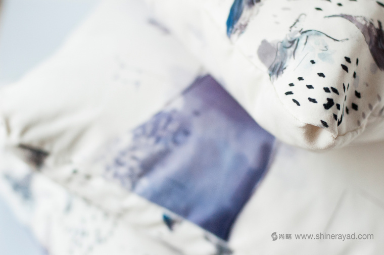 紡織品抱枕藍鯨水彩插畫設計-上海平面設計公司12