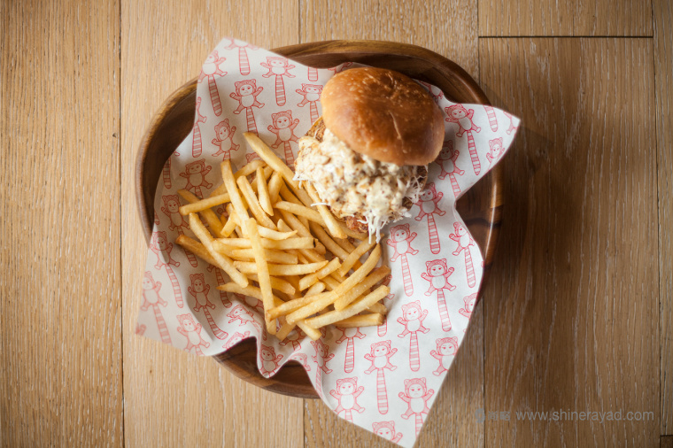 Red Tail 紅尾酒吧logo設(shè)計(jì)、吉祥物設(shè)計(jì)、VI設(shè)計(jì)、品牌形象設(shè)計(jì)-上海品牌設(shè)計(jì)公司