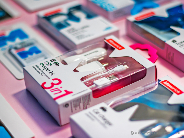 Maverick 智能手機(jī)充電線、手機(jī)耳機(jī)、數(shù)據(jù)線包、電池等移動(dòng)配件產(chǎn)品包裝設(shè)計(jì)4