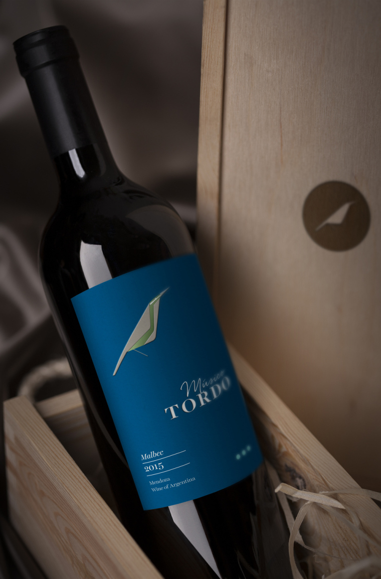 上海包裝設(shè)計(jì)公司設(shè)計(jì)欣賞：EL TORDO 葡萄酒包裝設(shè)計(jì)2