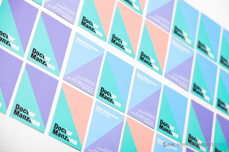 DOCTOR MANZANA 手機(jī)配件配飾產(chǎn)品包裝設(shè)計(jì)-上海包裝設(shè)計(jì)公司收藏7 DOCTOR MANZANA 手機(jī)配件配飾產(chǎn)品包裝設(shè)計(jì)-上海包裝設(shè)計(jì)公司收藏7