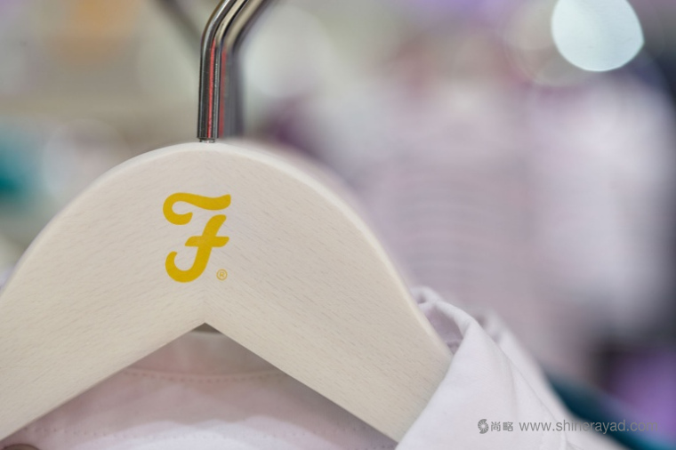 法國(guó) Farah 男裝品牌logo設(shè)計(jì)-上海服裝logo設(shè)計(jì)公司4 法國(guó) Farah 男裝品牌logo設(shè)計(jì)-上海服裝logo設(shè)計(jì)公司4