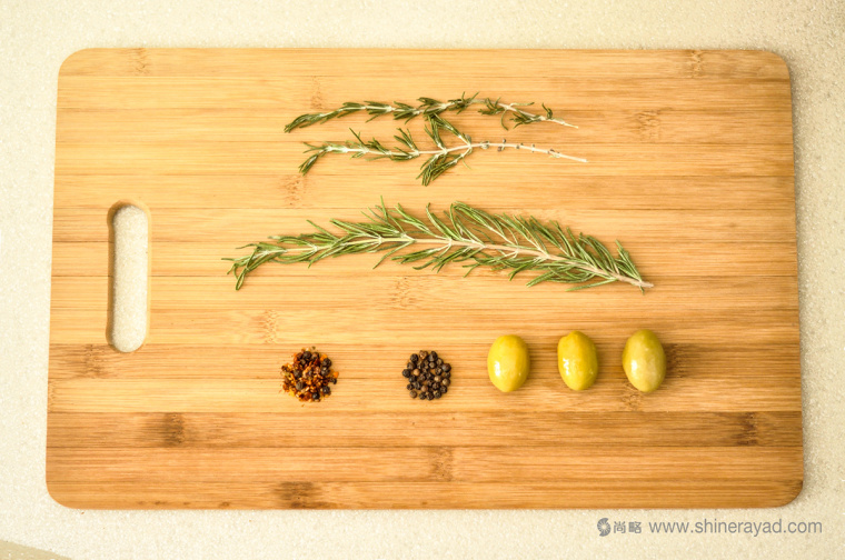 SANTO醫(yī)用藥瓶風(fēng)格橄欖油包裝設(shè)計(jì)-上海包裝設(shè)計(jì)公司-上海品牌設(shè)計(jì)公司10 SANTO醫(yī)用藥瓶風(fēng)格橄欖油包裝設(shè)計(jì)-上海包裝設(shè)計(jì)公司-上海品牌設(shè)計(jì)公司10