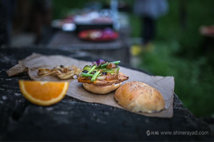 調(diào)味品包裝設(shè)計案例： SOS 燒烤醬包裝設(shè)計-上海包裝設(shè)計-上海品牌設(shè)計欣賞16