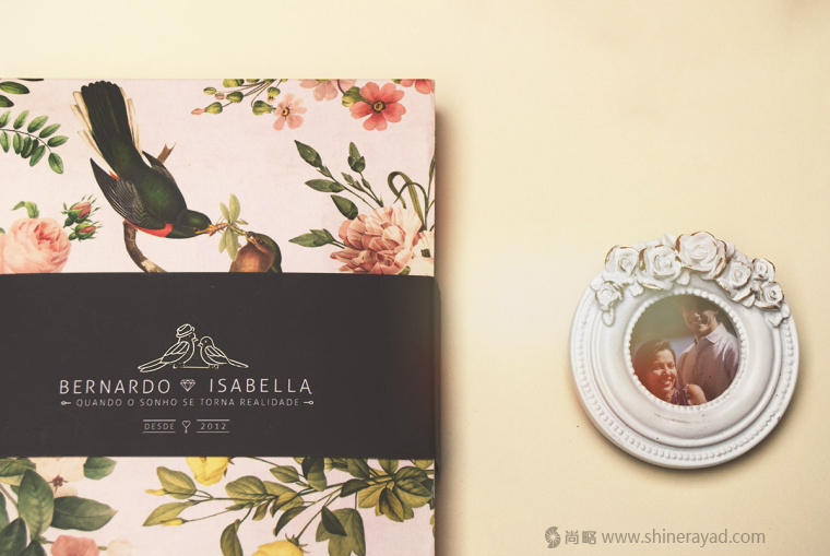 國(guó)外婚禮邀請(qǐng)函物料花鳥(niǎo)插畫(huà)設(shè)計(jì)藝術(shù)設(shè)計(jì)-上海品牌策劃設(shè)計(jì)公司1