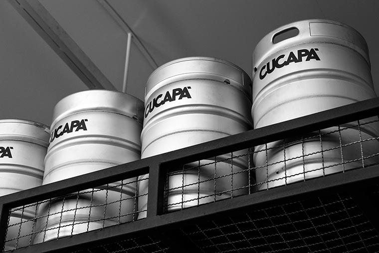 濃濃的藍領工人風格,Cucapá啤酒品牌包裝設計 濃濃的藍領工人風格,Cucapá啤酒品牌包裝設計