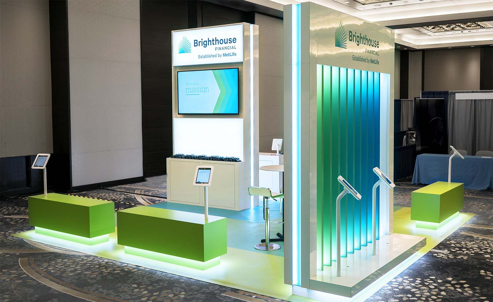 活力與樂觀的BRIGHTHOUSE 金融公司品牌全案視覺形象VI設(shè)計(jì)-展會(huì)設(shè)計(jì)