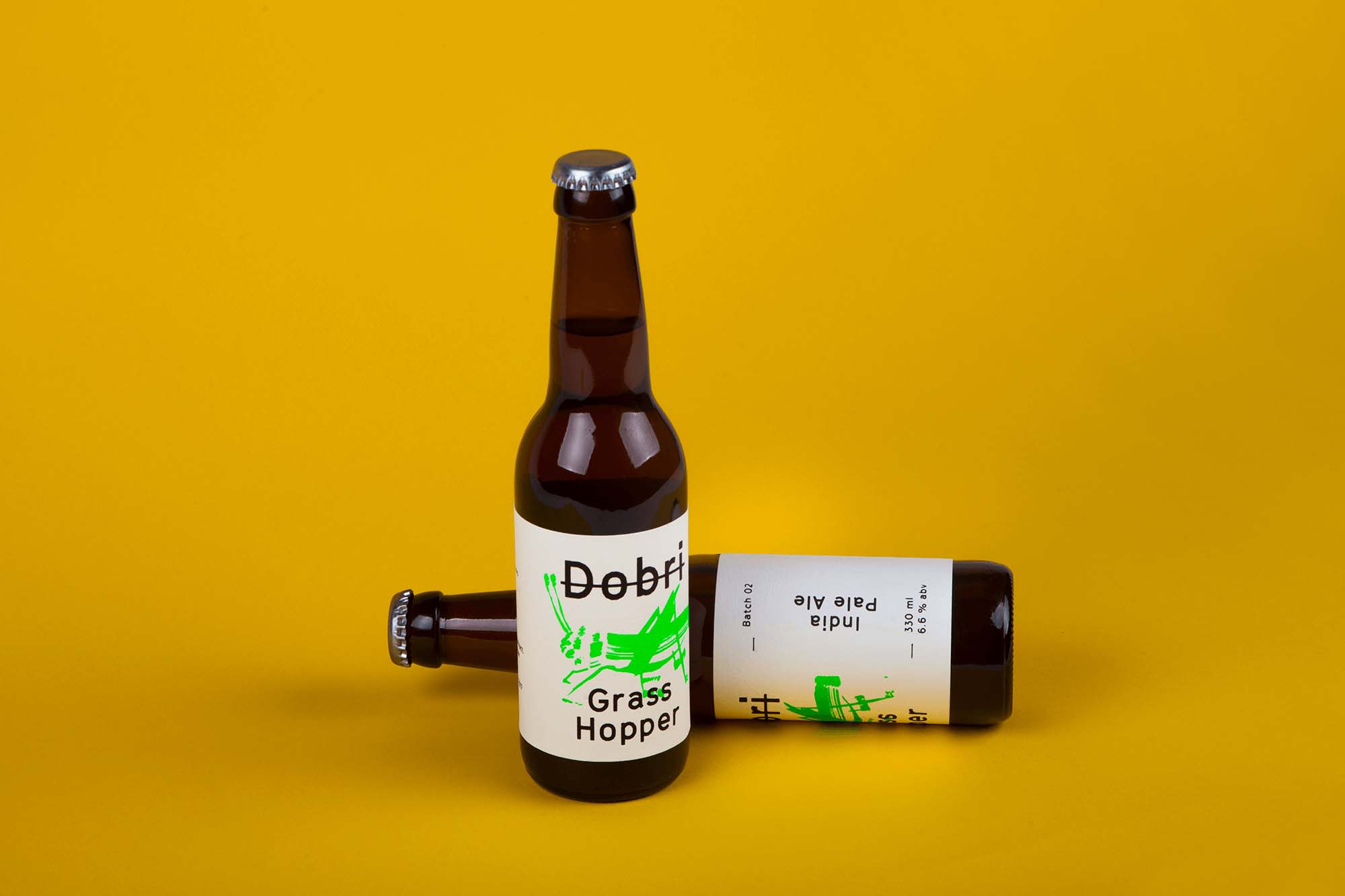 熒光涂鴉風(fēng)格Dobri啤酒包裝設(shè)計(jì)