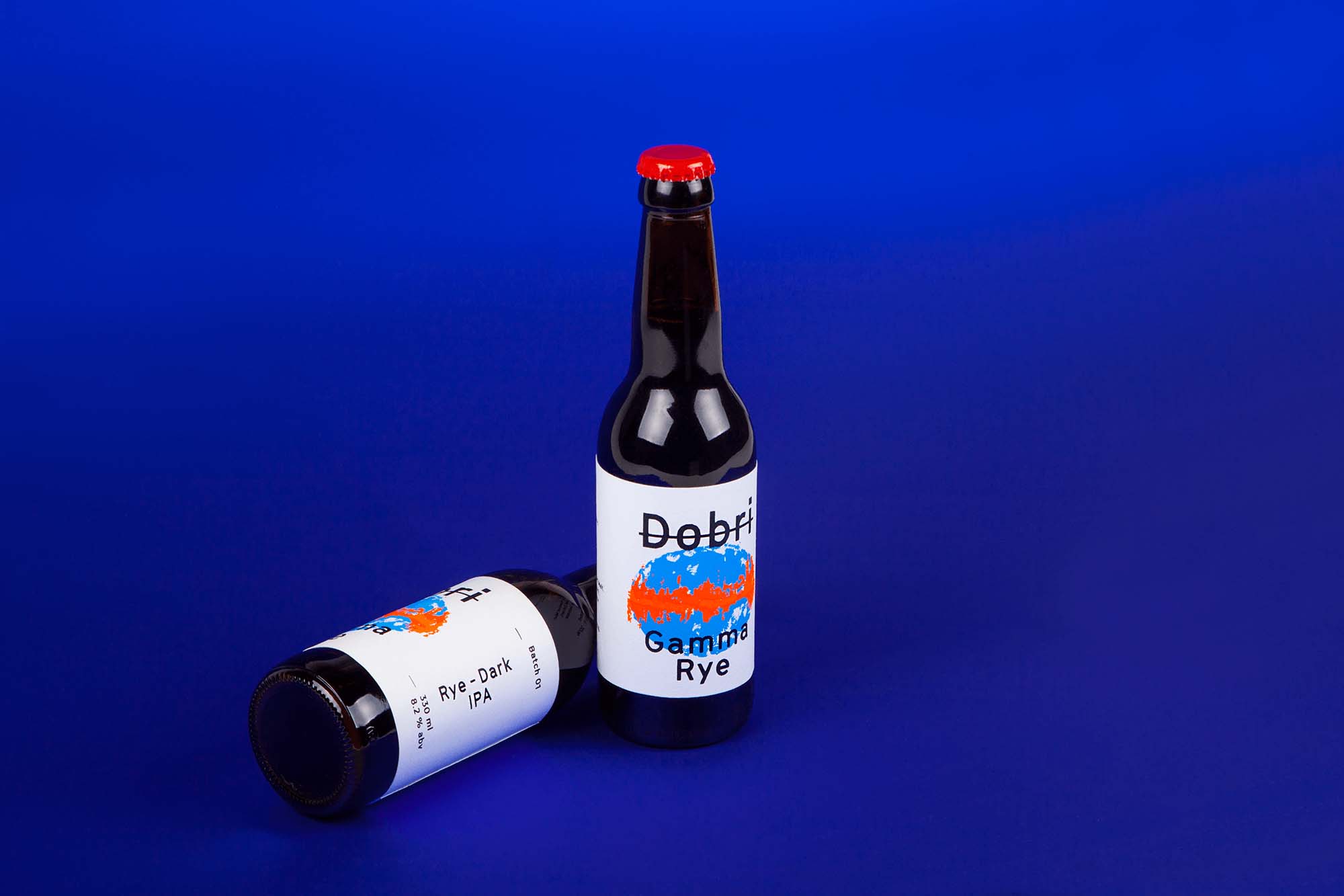 熒光涂鴉風(fēng)格Dobri啤酒包裝設(shè)計(jì)