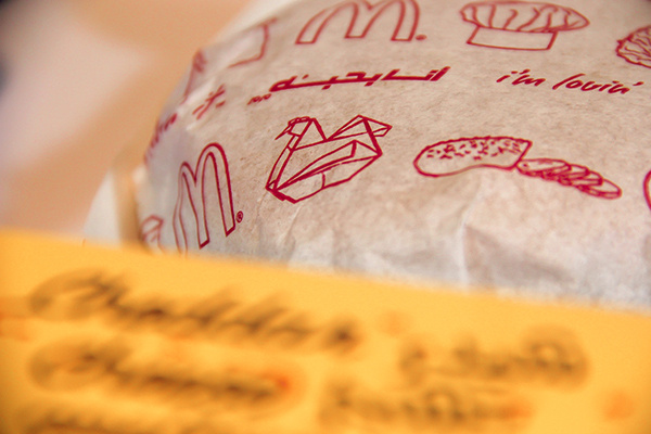 麥當(dāng)勞漢堡薯條奶酪外賣食品套餐包裝設(shè)計-上海包裝設(shè)計公司