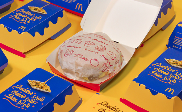 麥當(dāng)勞漢堡薯條奶酪外賣食品套餐包裝設(shè)計-上海包裝設(shè)計公司