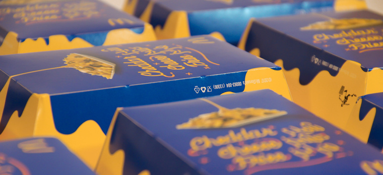 麥當(dāng)勞漢堡薯條奶酪外賣食品套餐包裝設(shè)計-上海包裝設(shè)計公司