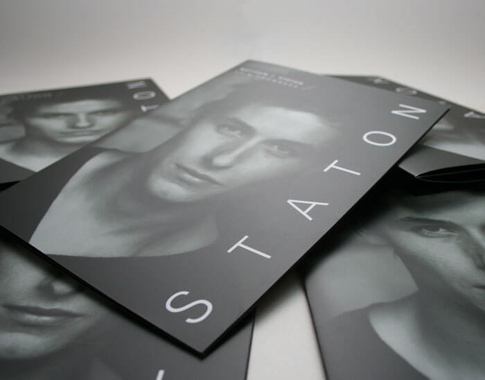 使用漂亮照片的宣傳冊三折頁設(shè)計-設(shè)計三折頁宣傳冊的20種創(chuàng)意方式-上海宣傳冊設(shè)計公司 使用漂亮照片的宣傳冊三折頁設(shè)計-設(shè)計三折頁宣傳冊的20種創(chuàng)意方式-上海宣傳冊設(shè)計公司