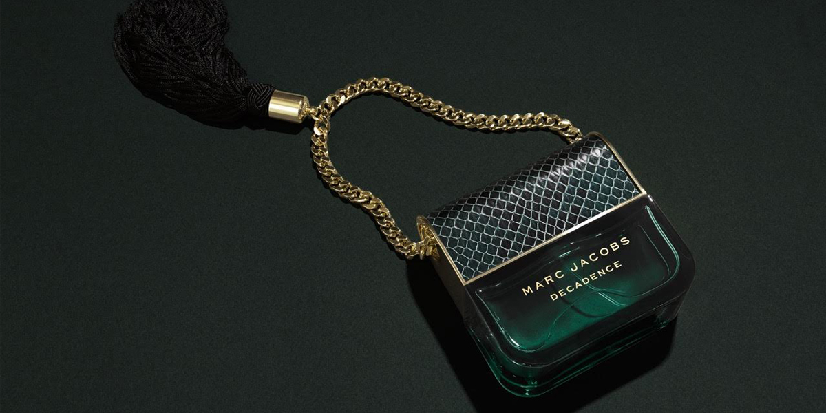 采用蛇皮,金,到翡翠玻璃材質(zhì)的MARC JACOBS 香水包裝設(shè)計(jì)-上海包裝設(shè)計(jì)公司 采用蛇皮,金,到翡翠玻璃材質(zhì)的MARC JACOBS 香水包裝設(shè)計(jì)-上海包裝設(shè)計(jì)公司