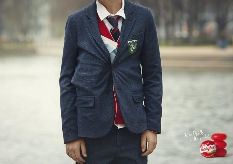 食品廣告欣賞-法國Babybel奶酪平面創(chuàng)意廣告“口袋”篇-上海設(shè)計公司 食品廣告欣賞-法國Babybel奶酪平面創(chuàng)意廣告“口袋”篇-上海設(shè)計公司