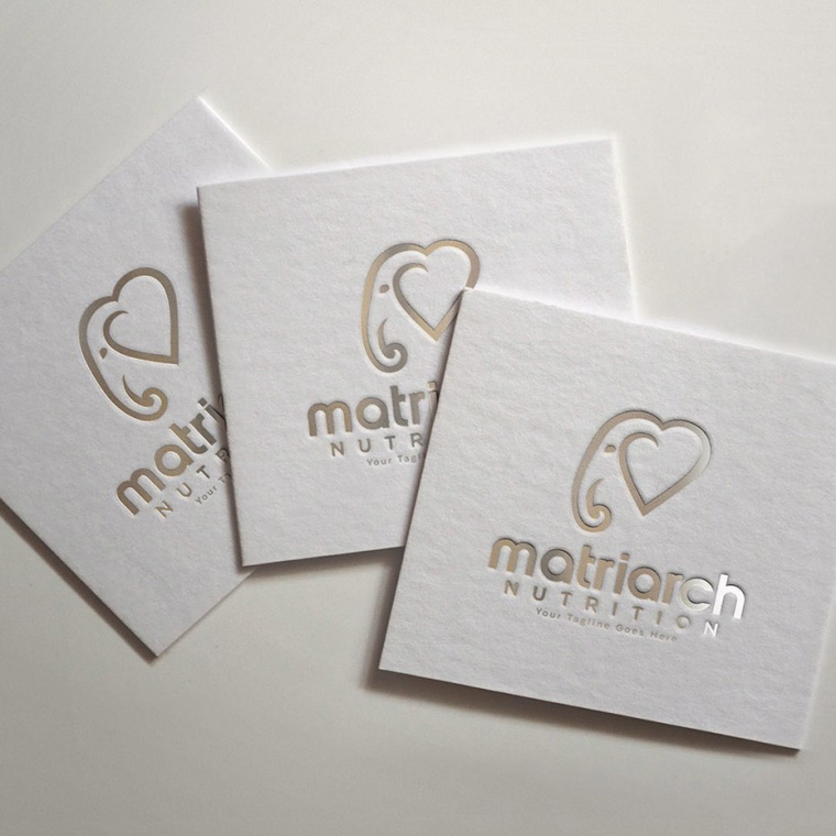 健康產(chǎn)業(yè)心形logo-健康logo設(shè)計(jì)趨勢(shì)-上海logo設(shè)計(jì)公司