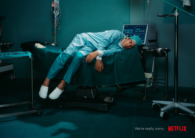 Netflix在線影片租賃平面廣告創(chuàng)意設(shè)計(jì)“手術(shù)篇“-上海平面廣告策劃設(shè)計(jì)公司