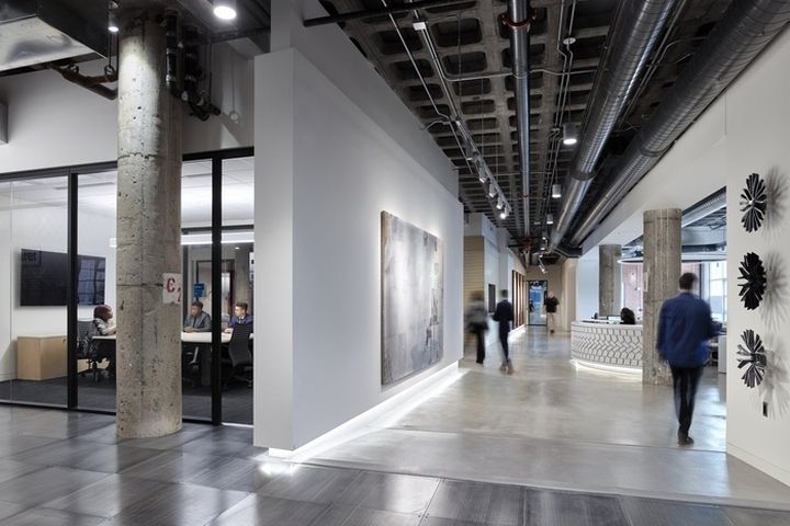 Dealer Tyre 輪胎經(jīng)銷商辦公室裝修設(shè)計-上海品牌設(shè)計空間設(shè)計公司 Dealer Tyre 輪胎經(jīng)銷商辦公室裝修設(shè)計-上海品牌設(shè)計空間設(shè)計公司