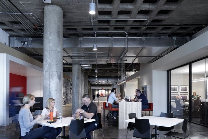 Dealer Tyre 輪胎經(jīng)銷商辦公室裝修設(shè)計-上海品牌設(shè)計空間設(shè)計公司 Dealer Tyre 輪胎經(jīng)銷商辦公室裝修設(shè)計-上海品牌設(shè)計空間設(shè)計公司