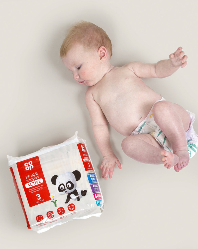 coop嬰兒尿布包裝設(shè)計，超可愛的玩偶插畫風(fēng)格