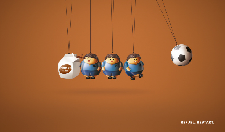 巧克力牛奶平面創(chuàng)意廣告設(shè)計(jì)之牛頓擺”充值，重新開(kāi)始“篇