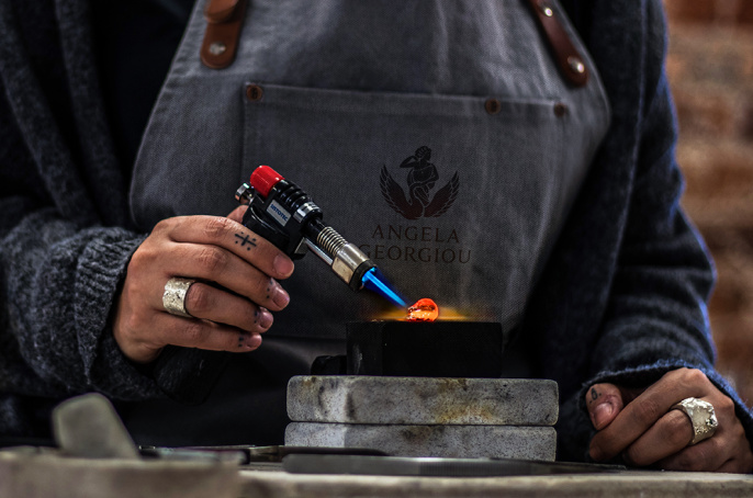 奢侈品品牌設(shè)計：Angela Georgiou珠寶首飾品牌形象VI設(shè)計logo設(shè)計