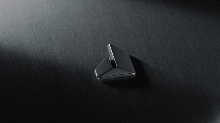 JennAir廚房電器用具品牌LOGO設(shè)計，源自通風(fēng)爐灶和字母J的logo