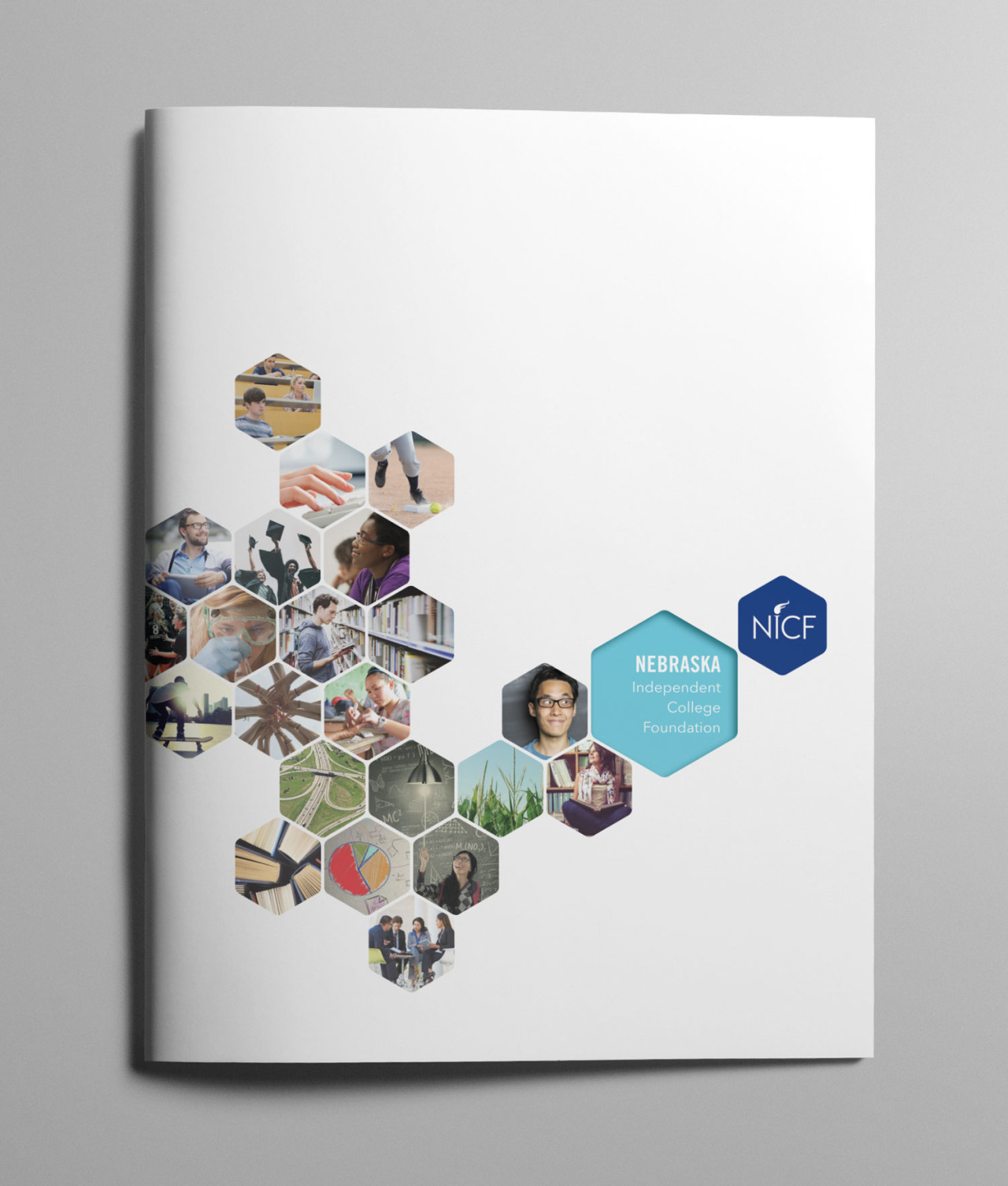 獨立學院基金會NICF宣傳畫冊設計，“蜂窩圖形”帶來的美與節(jié)奏感