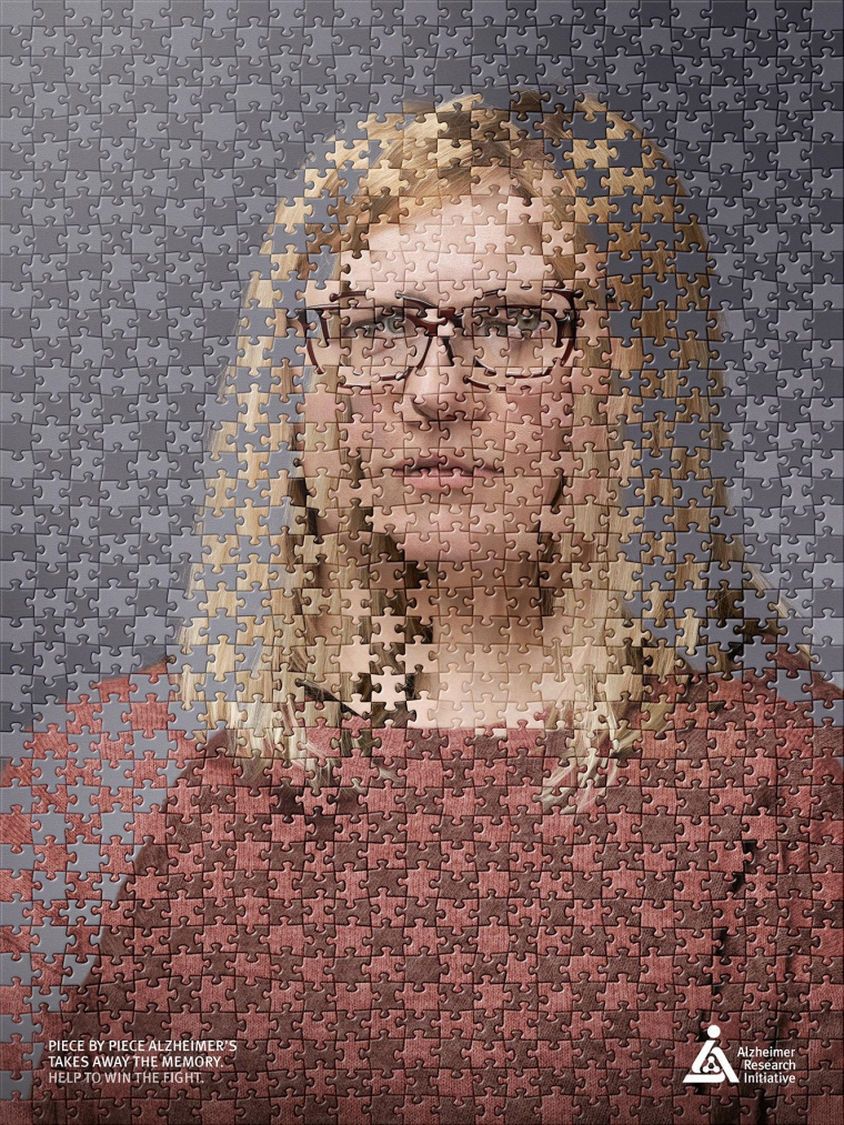 阿爾茨海默氏癥公益創(chuàng)意平面廣告設(shè)計(jì)“記住我” 阿爾茨海默氏癥公益創(chuàng)意平面廣告設(shè)計(jì)“記住我”