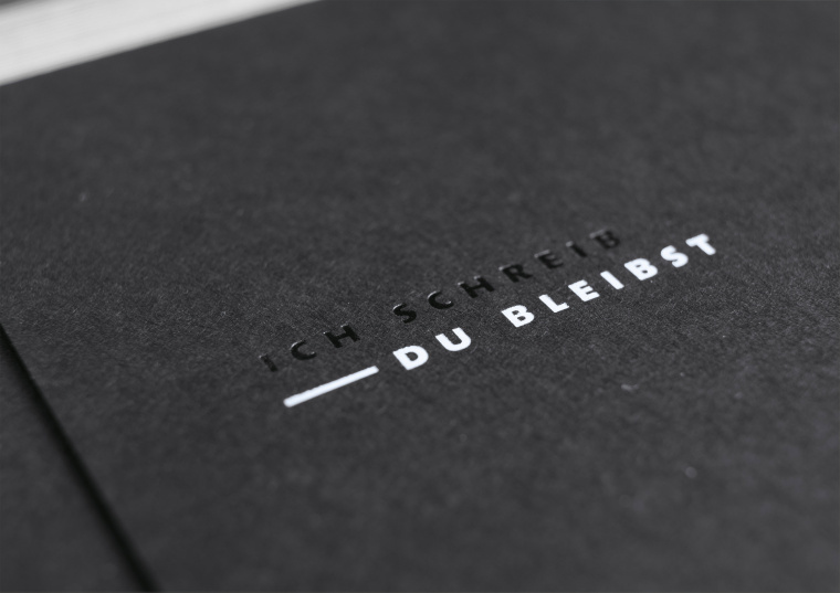 VISEE Kommunikation宣傳畫冊設(shè)計作品“我寫，你留下。 一顆心的期待”