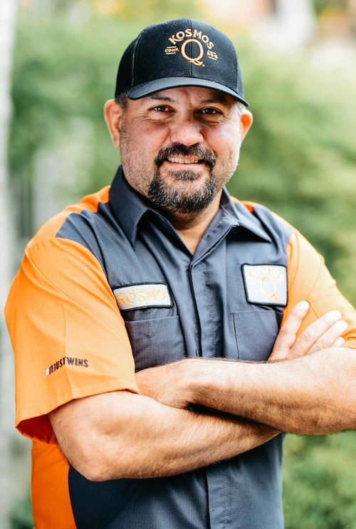 Kosmos Q專業(yè)燒烤餐飲與用品品牌視覺識(shí)別VIS設(shè)計(jì),圍繞Q字母的設(shè)計(jì)