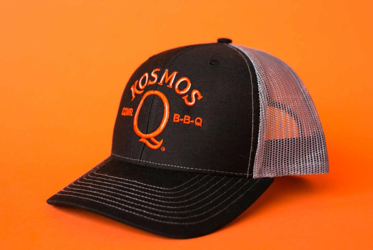 Kosmos Q專業(yè)燒烤餐飲與用品品牌視覺識(shí)別VIS設(shè)計(jì),圍繞Q字母的設(shè)計(jì)