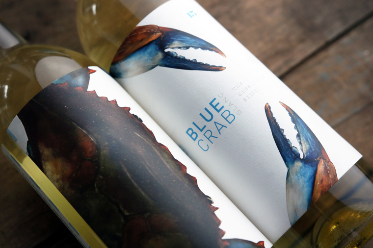 Chesapeake 葡萄酒包裝設(shè)計，通過插畫來表達(dá)切薩皮克灣的海洋生物